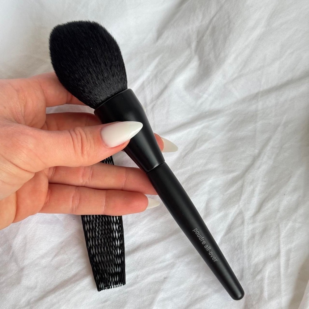 Mary Kay Powder All Over Brush Black Tapered Bristles Makeup Tool New
